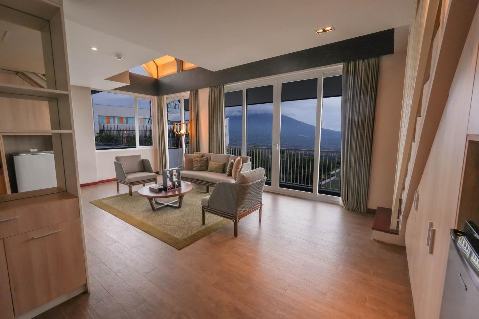 Amartahills Hotel And Resort Batu  Kamer foto